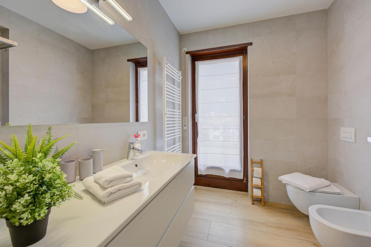 Apartment Balcone Sui Tigli Few Min From The - Happy